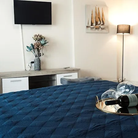 Evzoi Apartment *